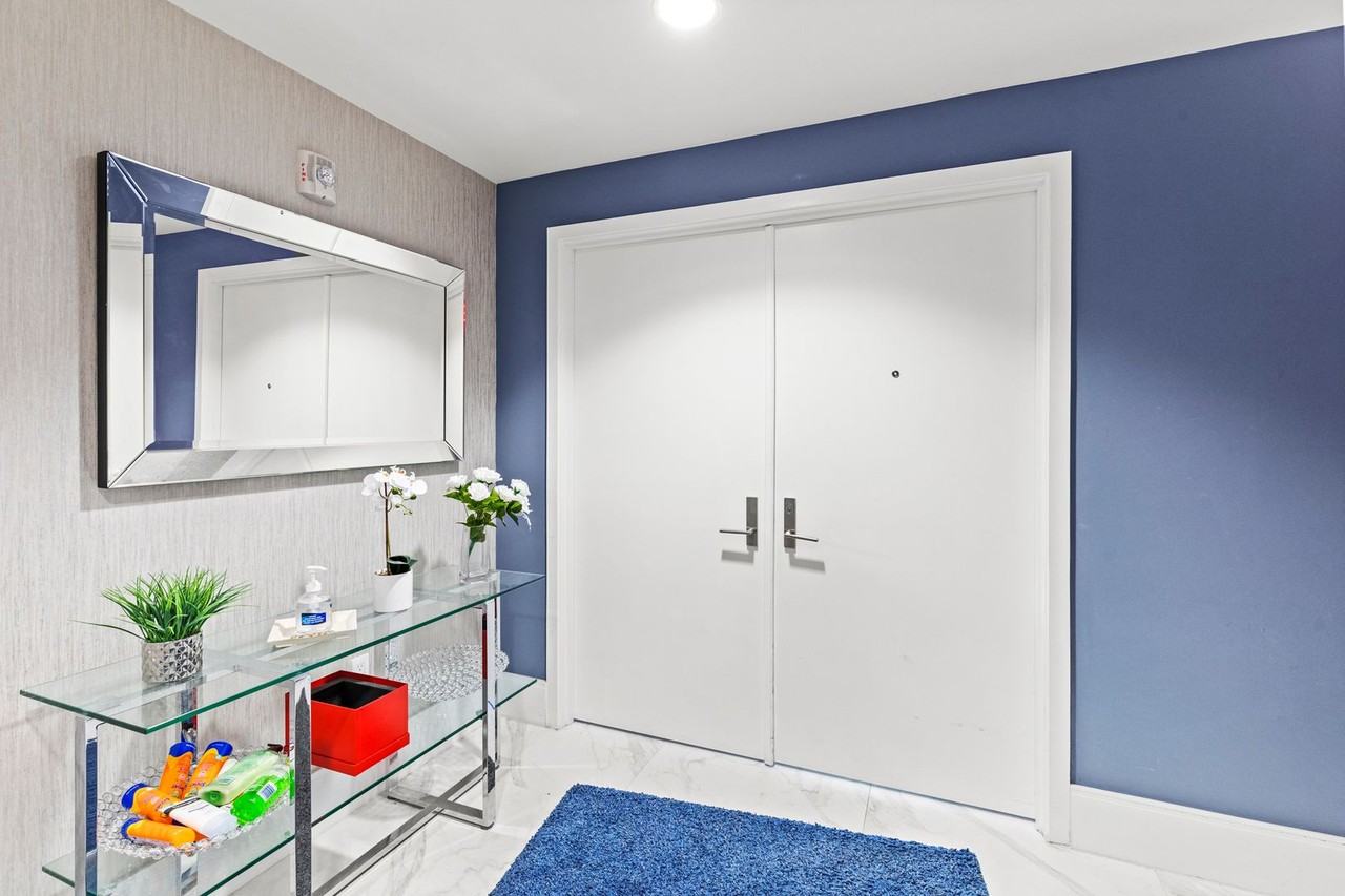 701 N Fort Lauderdale Beach Blvd #1205 - Photo 4 of 50