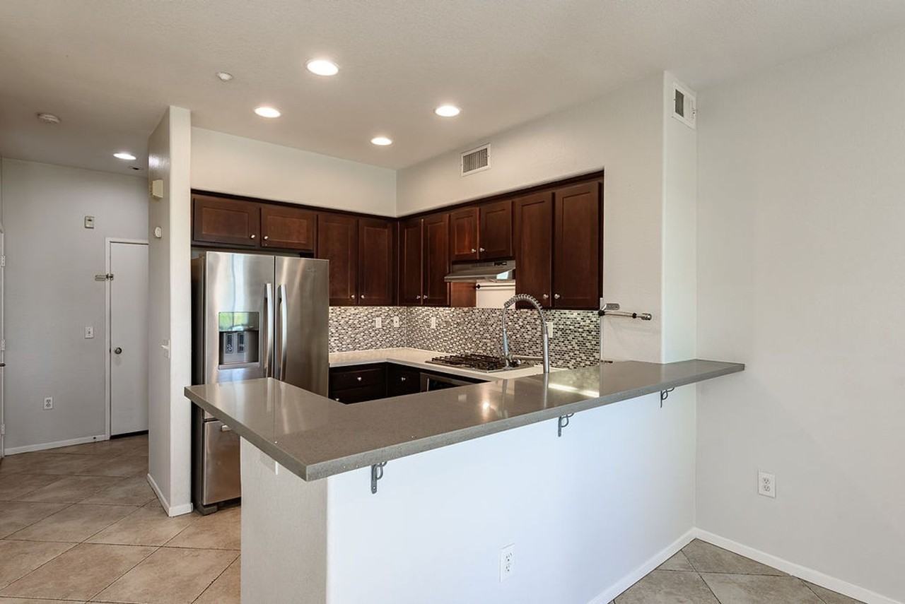 2155 Caminito Leonzio #22 - Photo 5 of 47