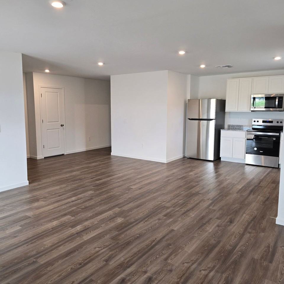 1255 S Maria Carmela Ln - Photo 5 of 23