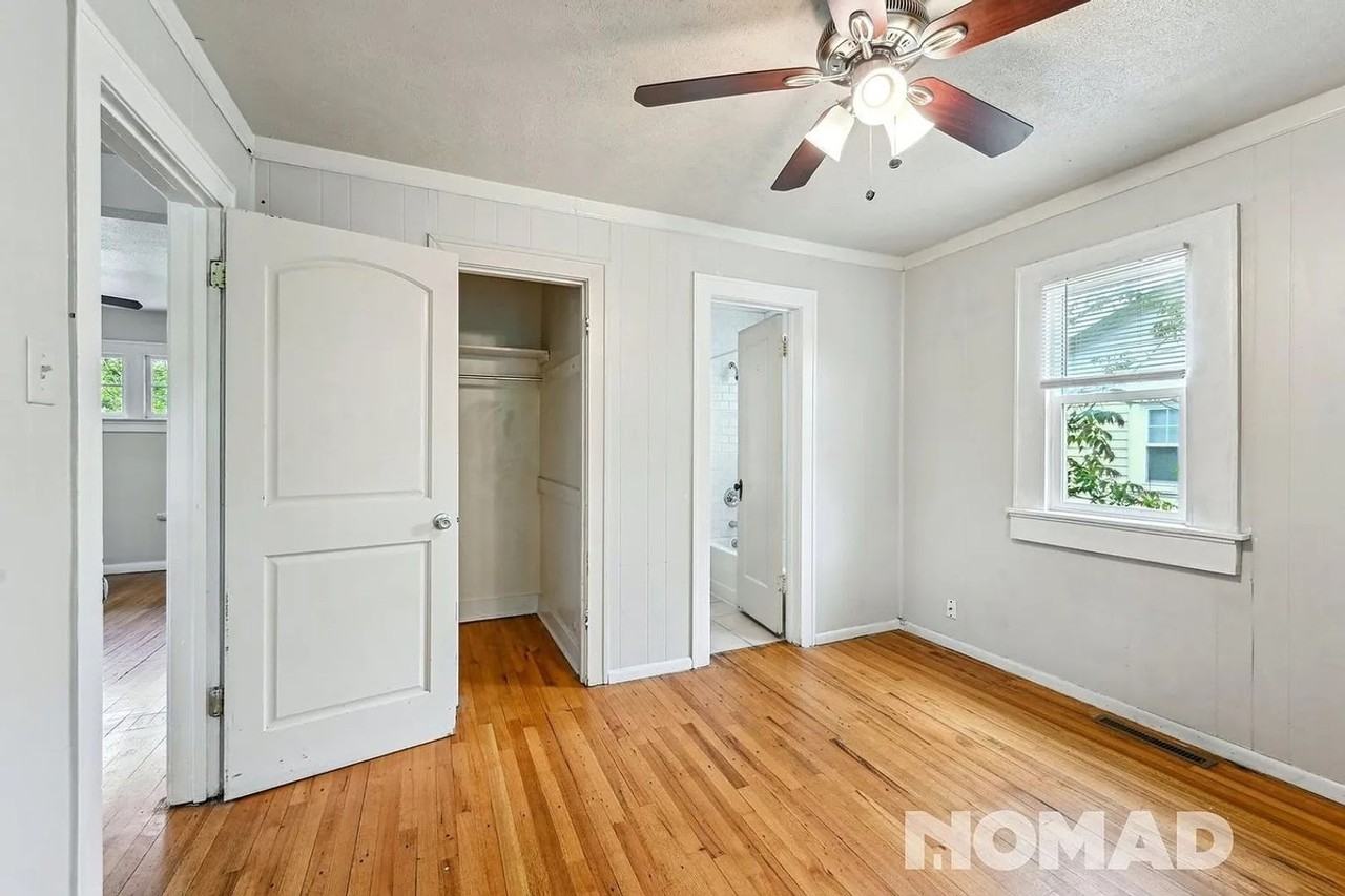 5163 Beach Ct - Photo 7 of 26