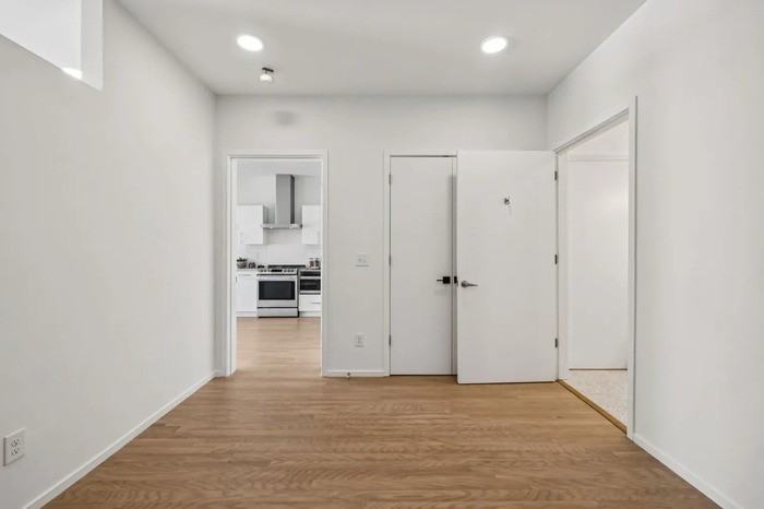806 Olympic St #407 - Photo 5 of 21
