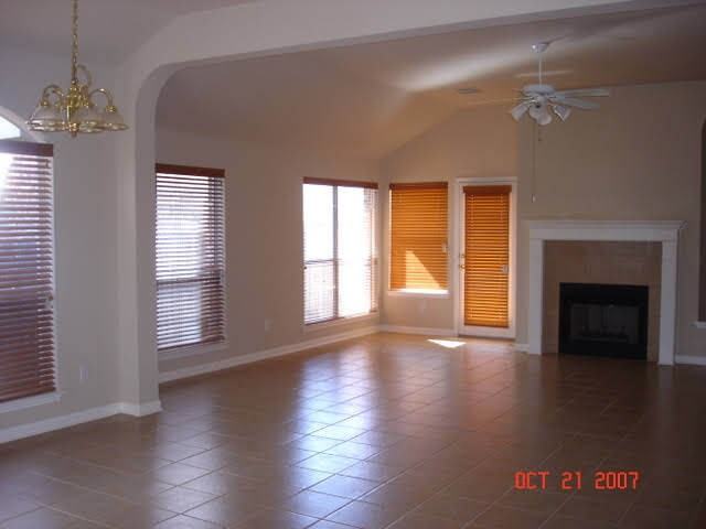 1719 Maize Bend Dr - Photo 3 of 7