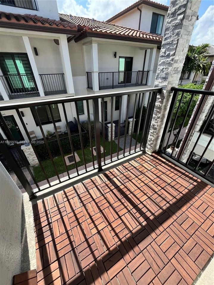 4745 Northwest 83rd Parkway - Photo 2 of 20