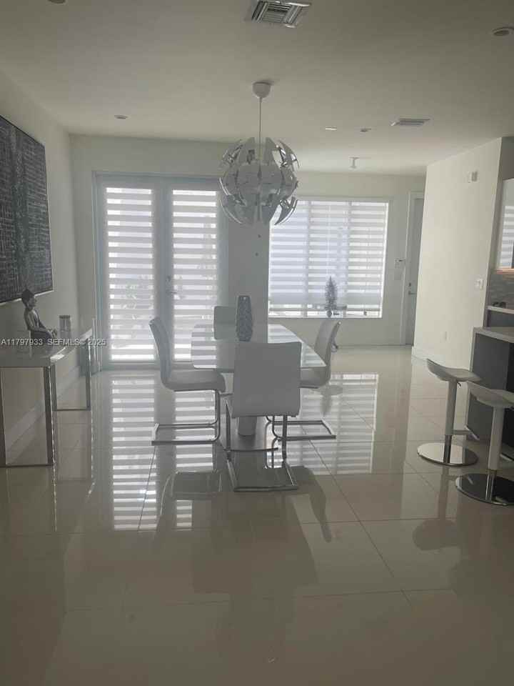 6423 Northwest 105th Court - Photo 3 of 4