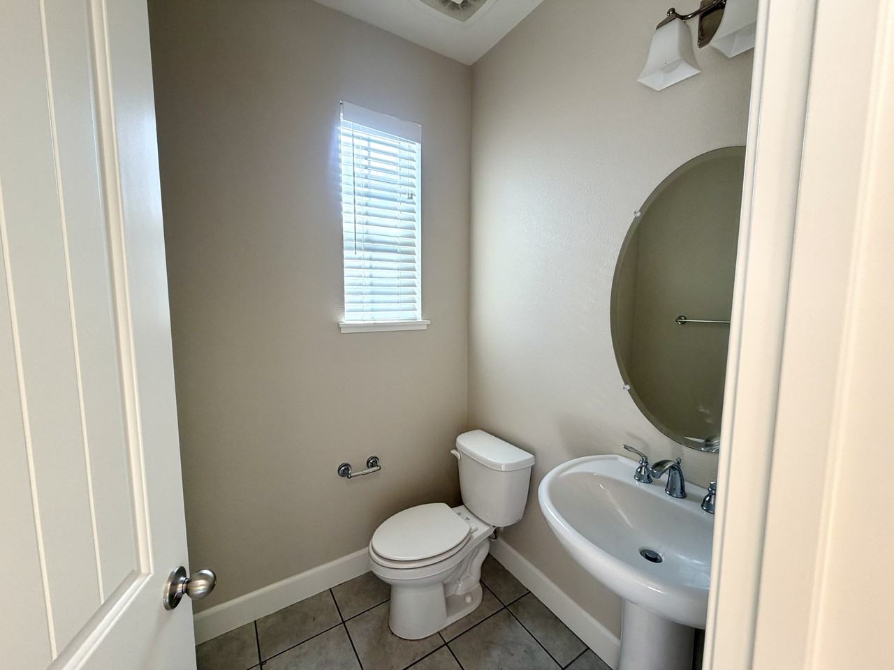 99 Liberty Ct #NA - Photo 4 of 30