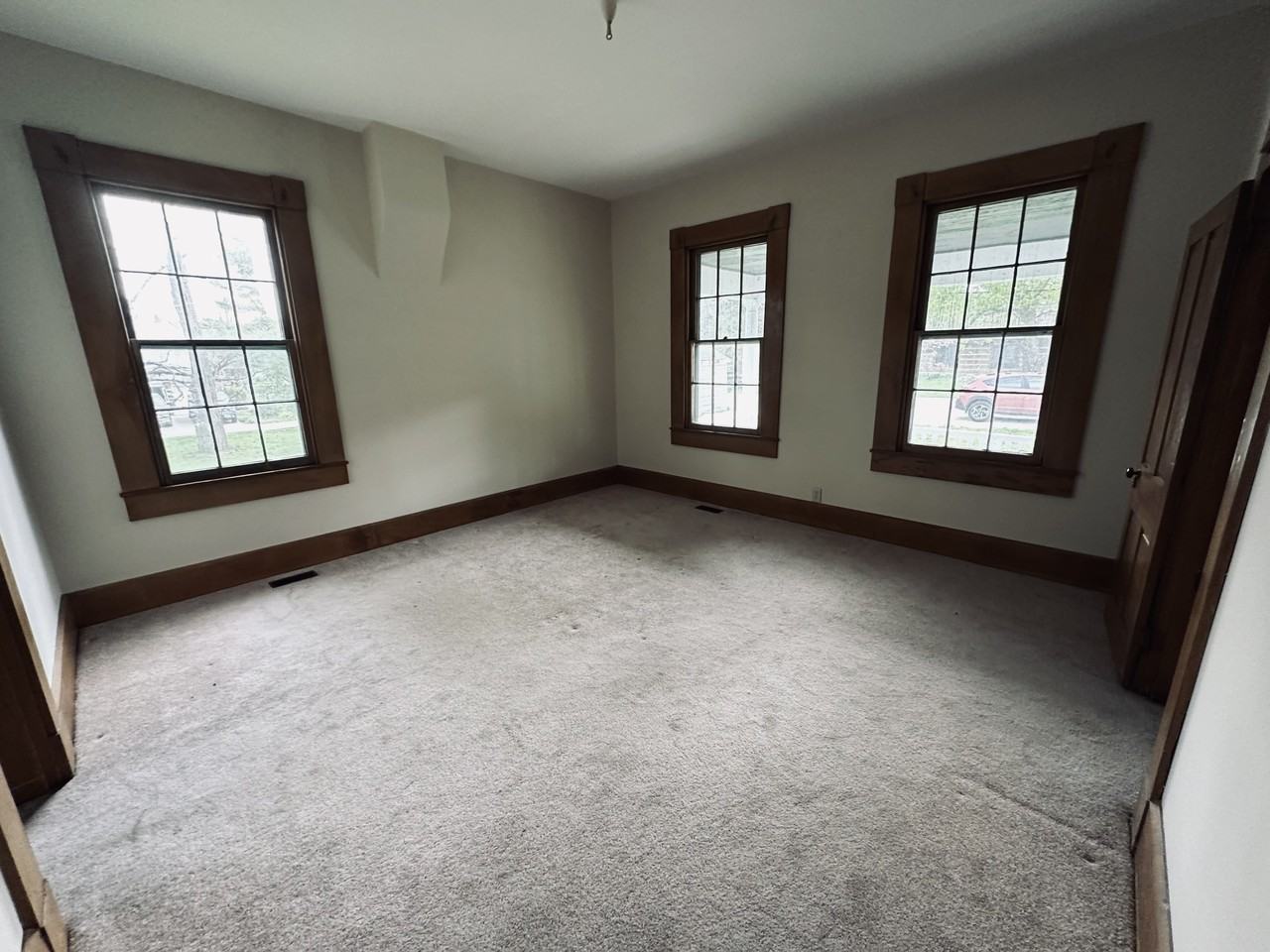10048 Cunningham Rd #NA - Photo 3 of 10