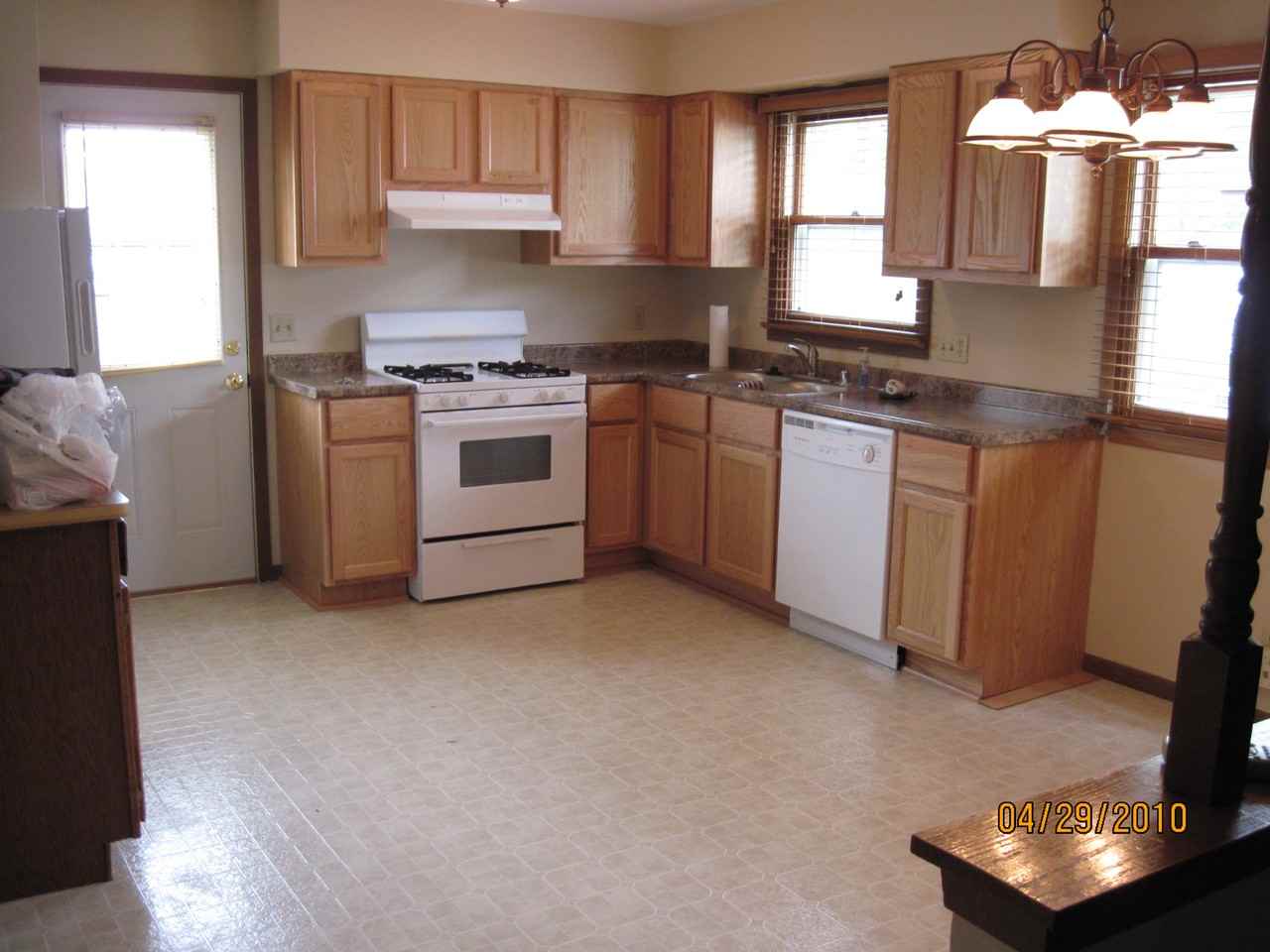 123 Marcella St #B - Photo 4 of 17