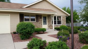 featured image of N49W14065 Brook Falls Dr