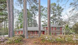 704 Clubhouse Dr Se #NA - Photo 1 of 1