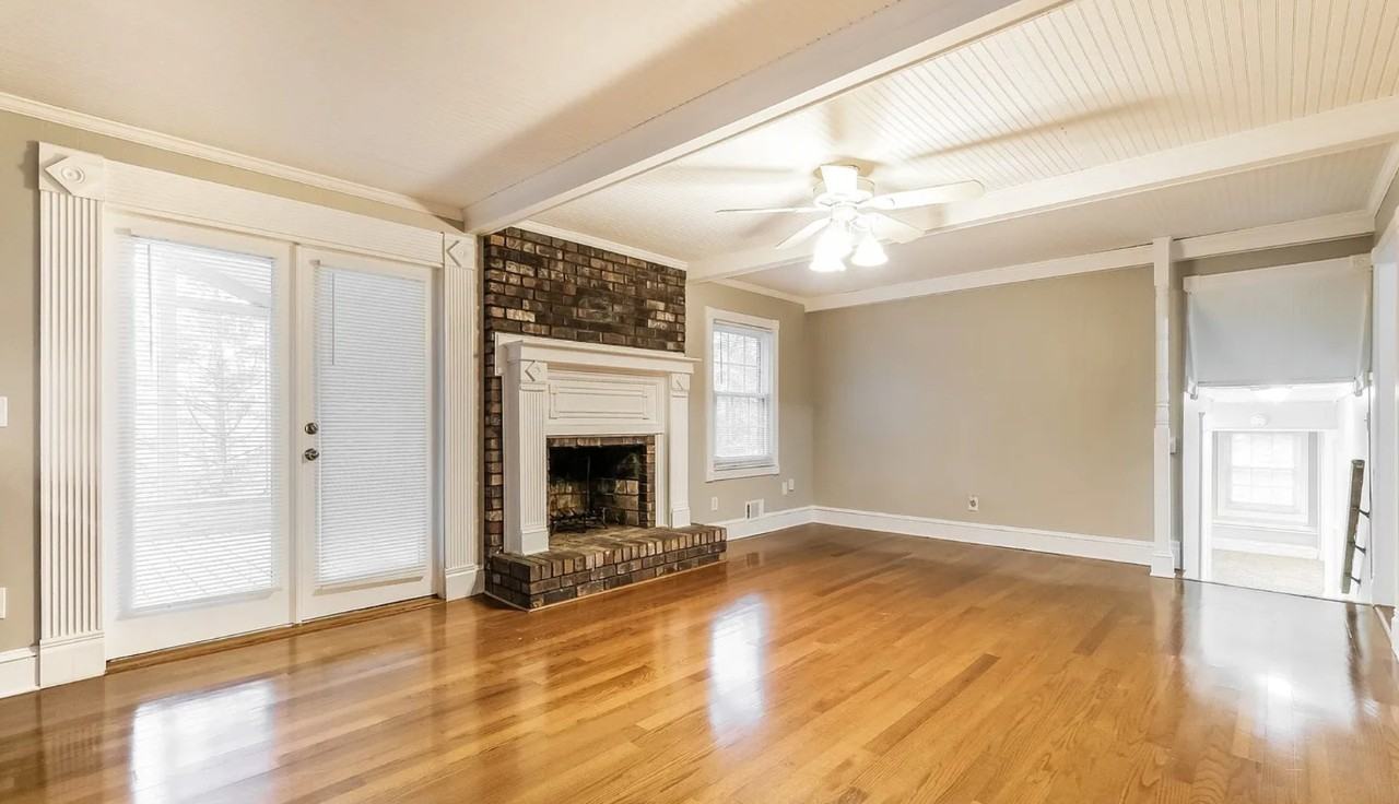 704 Clubhouse Dr Se #NA - Photo 4 of 14