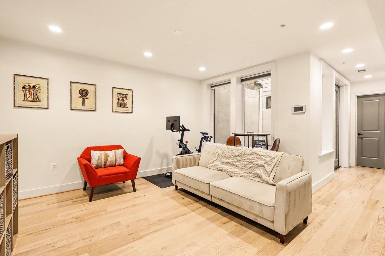 811 Upshur Street Northwest #1 - Photo 5 of 31