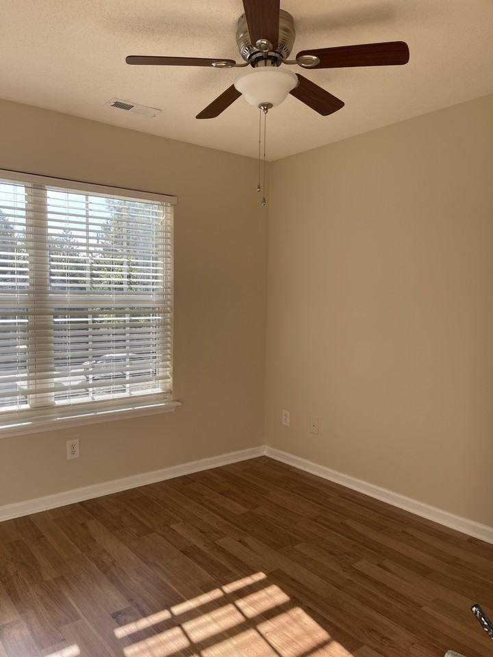 3098 Windsor Trace Dr #3098 - Photo 7 of 31