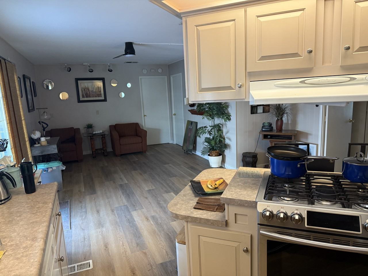 251 S Paseo Laredo #251 - Photo 2 of 16