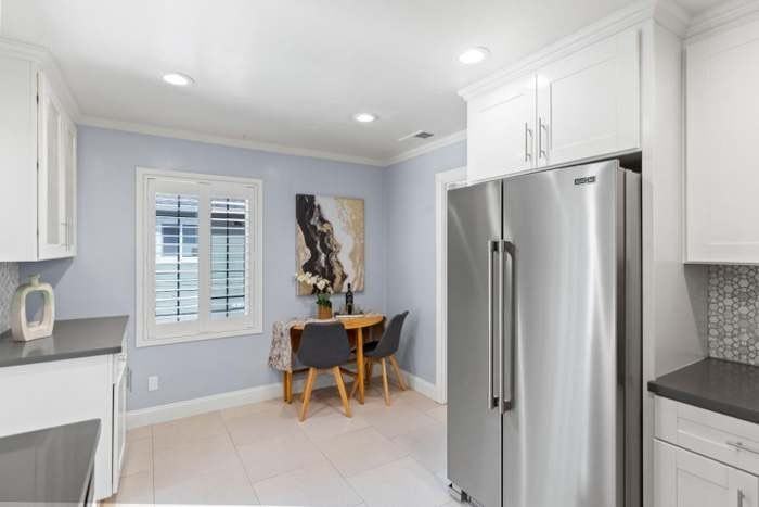 492 Vine Avenue - Photo 7 of 21