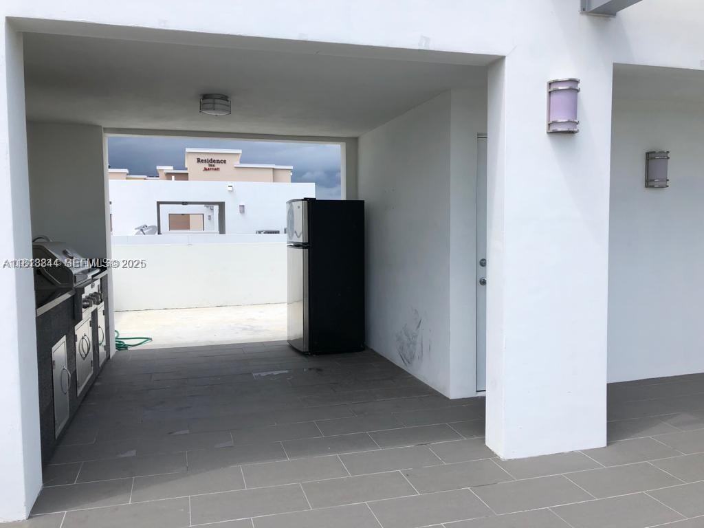 9131 Northwest 33rd Street #0 - Photo 7 of 8