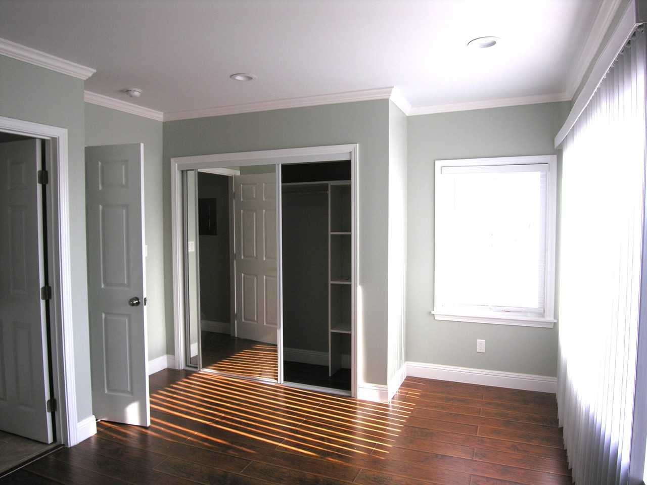 707 Plymouth Ave #NA - Photo 5 of 12