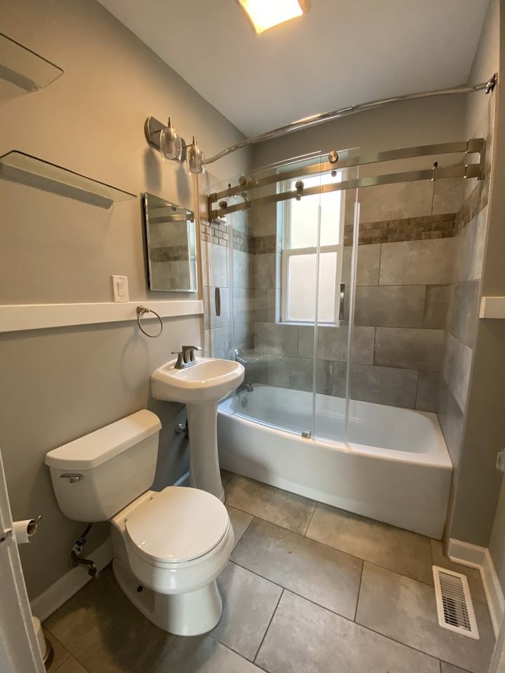 2845 N Central Park Ave #1 - Photo 4 of 11