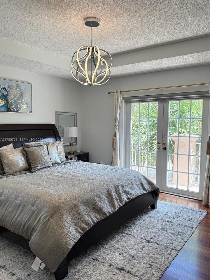 5002 Southwest 155th Avenue #5002 - Photo 2 of 32