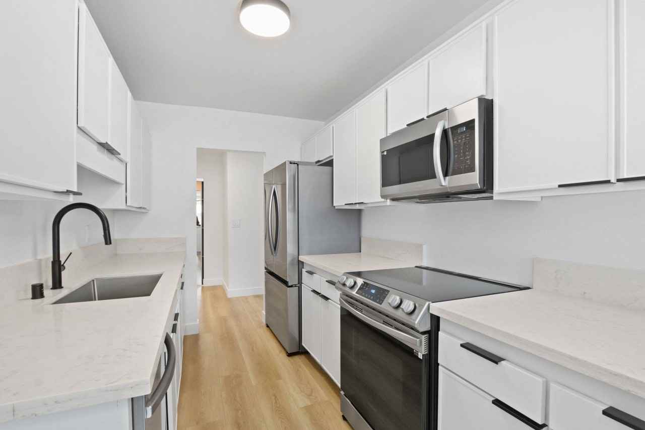 801 2nd Street - Photo 6 of 50