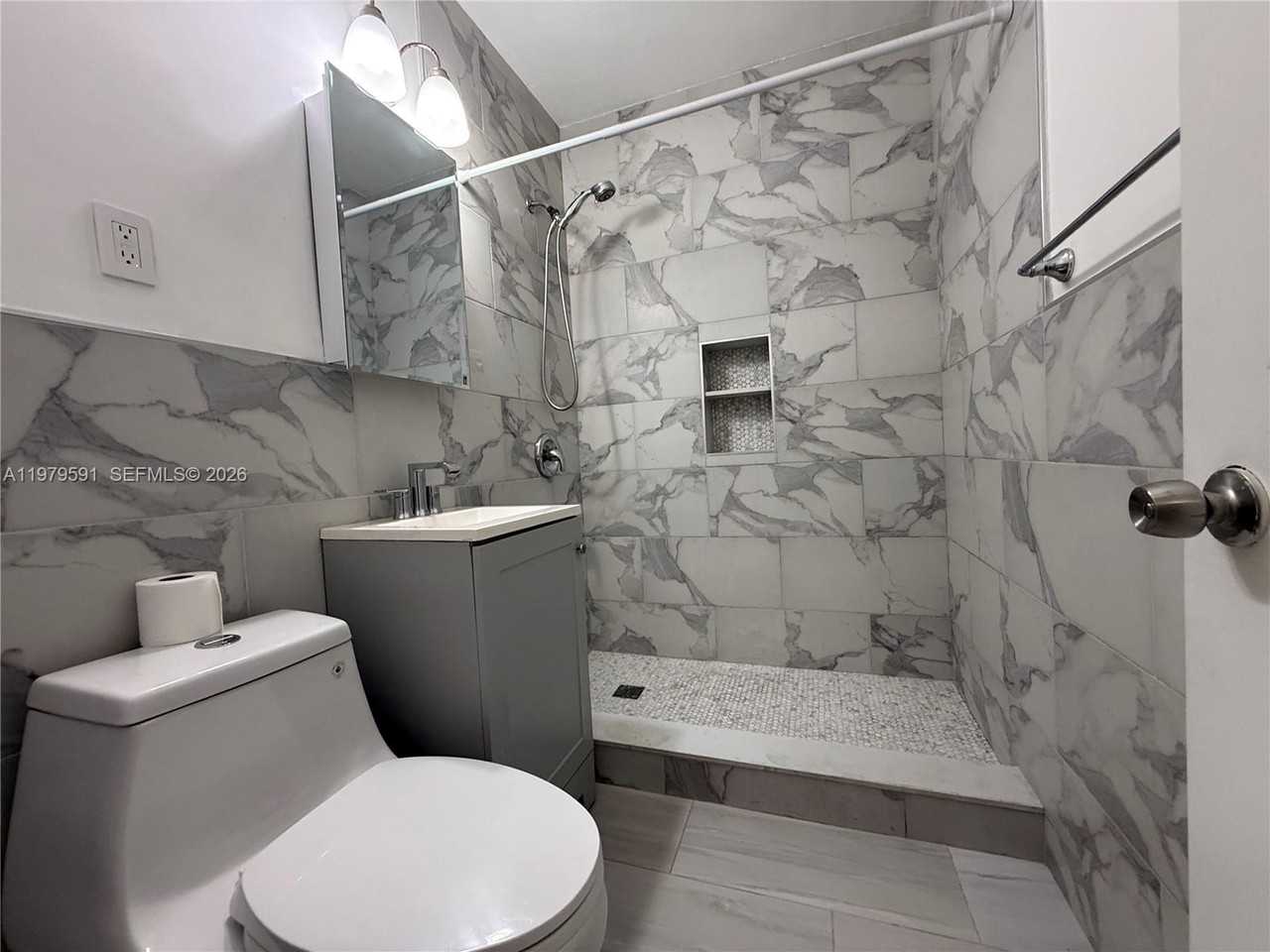 7550 Northwest 2nd Terrace - Photo 5 of 13