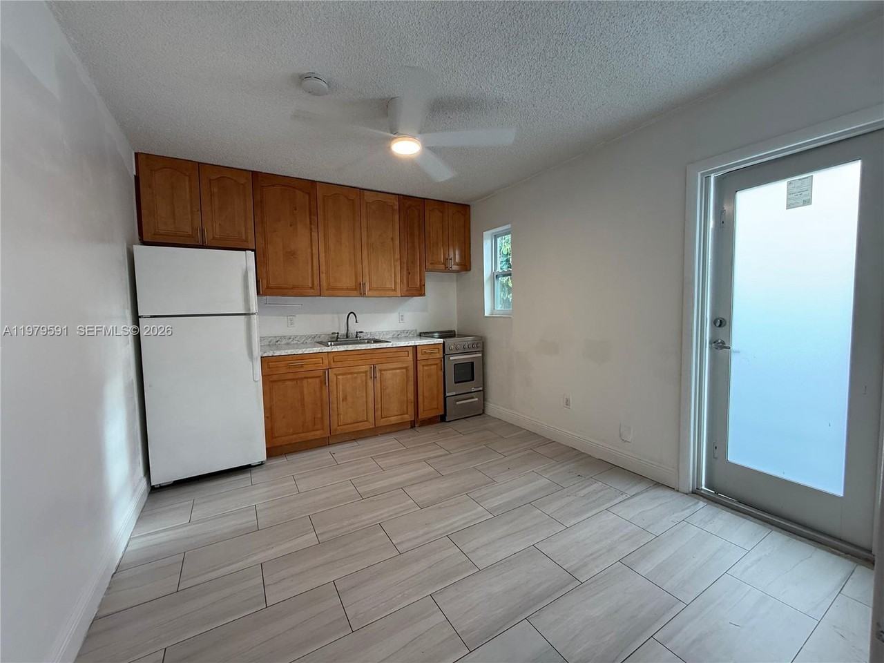 7550 Northwest 2nd Terrace - Photo 4 of 13