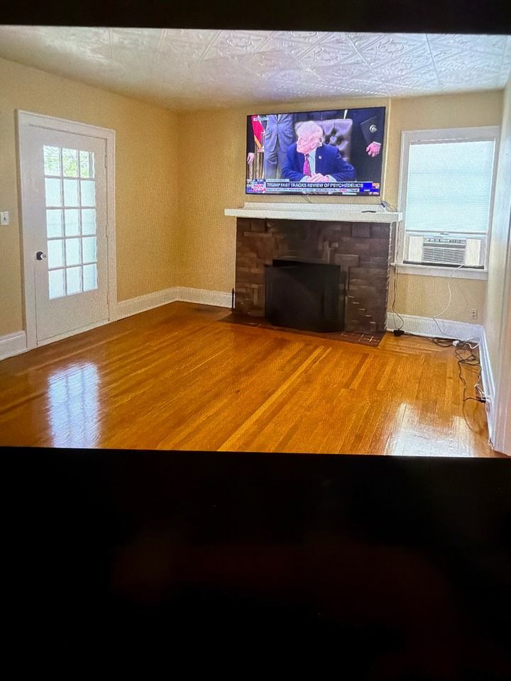14 Indiana Ave - Photo 4 of 15