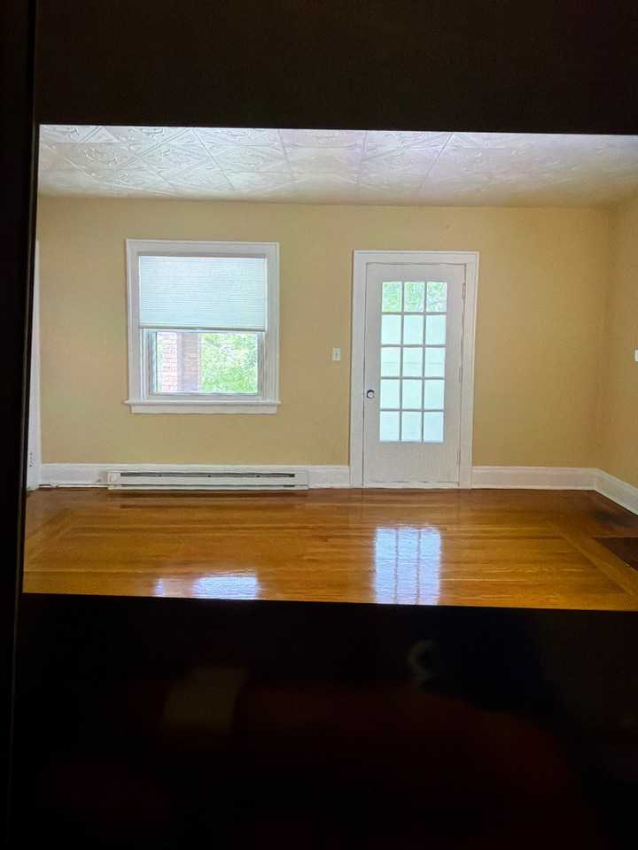 14 Indiana Ave - Photo 7 of 15