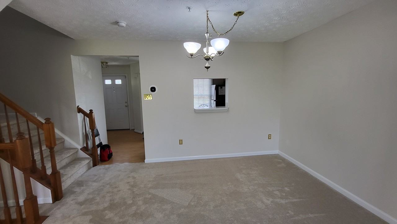 7912 Brightwind Court - Photo 7 of 27