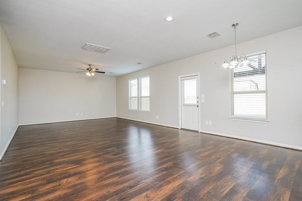 19606 Trent Creek Dr - Photo 7 of 17