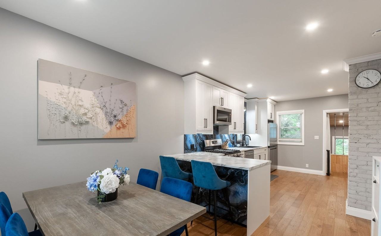 789 Walker Street - Photo 3 of 26