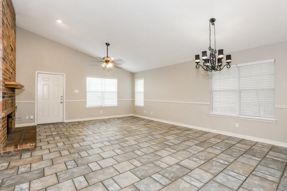 4326 Walsh Ln - Photo 6 of 16