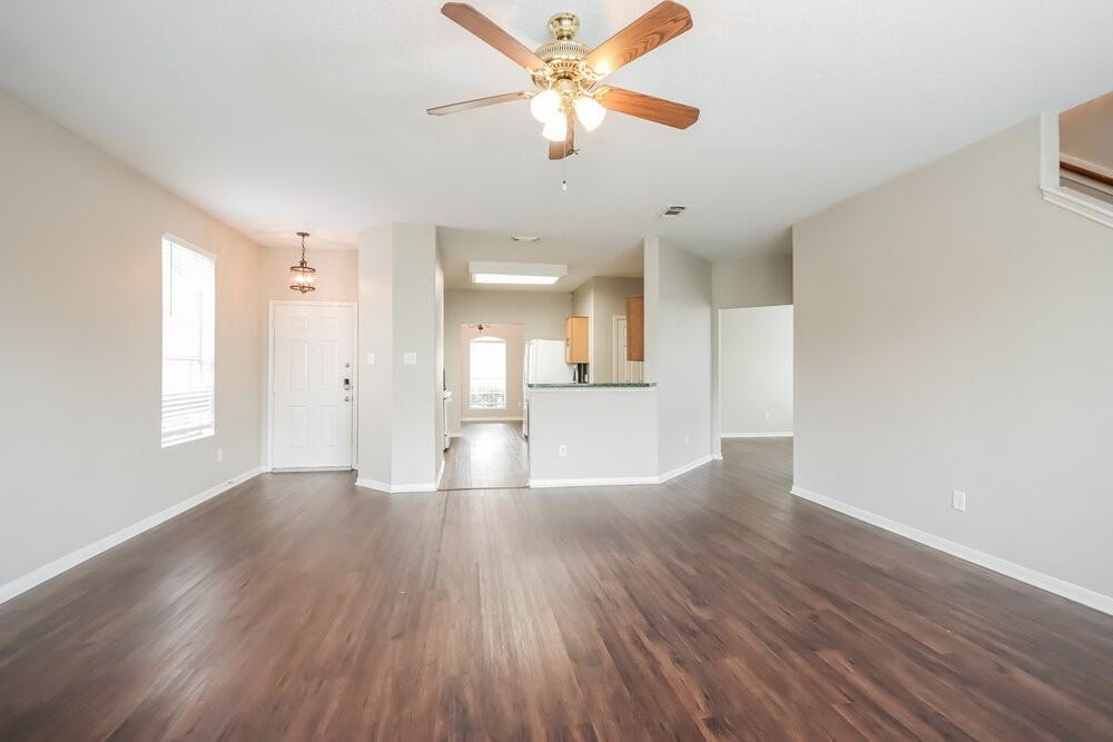 12151 Landsdown Ridge Way - Photo 5 of 17