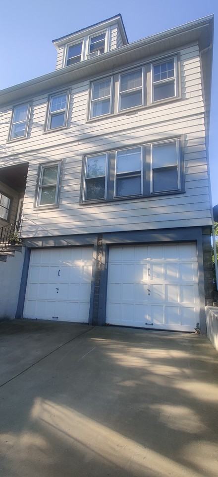 81 Bow Street - Photo 2 of 29