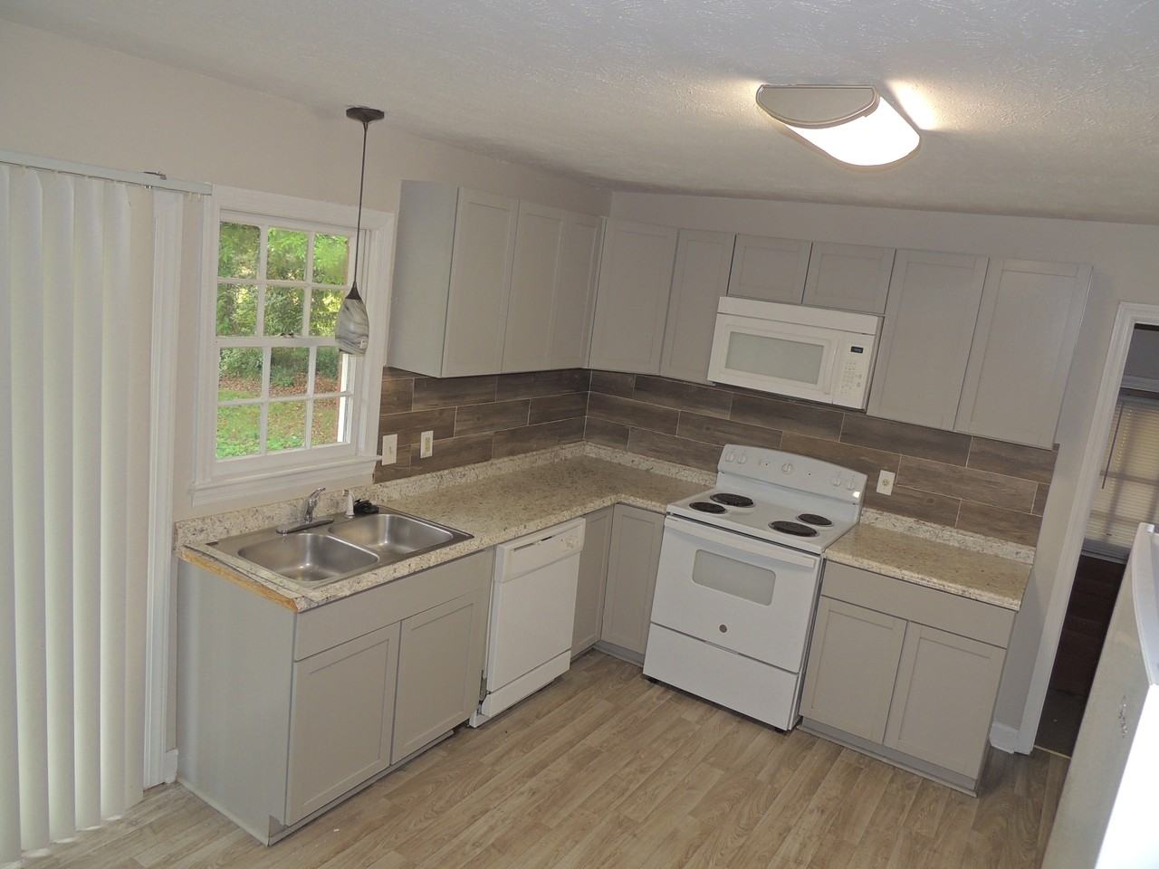 145 Summer Hill Rd #1 - Photo 3 of 14