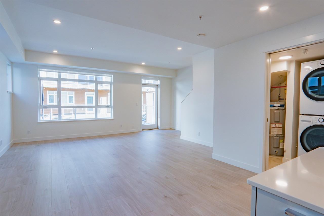 10333 River Drive #28 - Photo 5 of 8