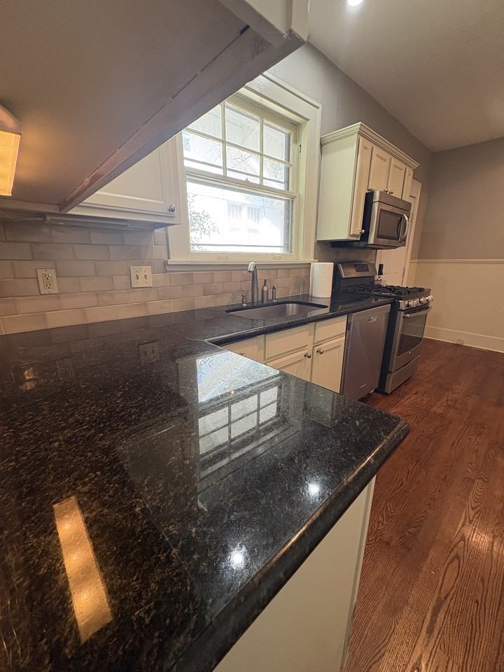 100 Linwood Ct #1 - Photo 2 of 14