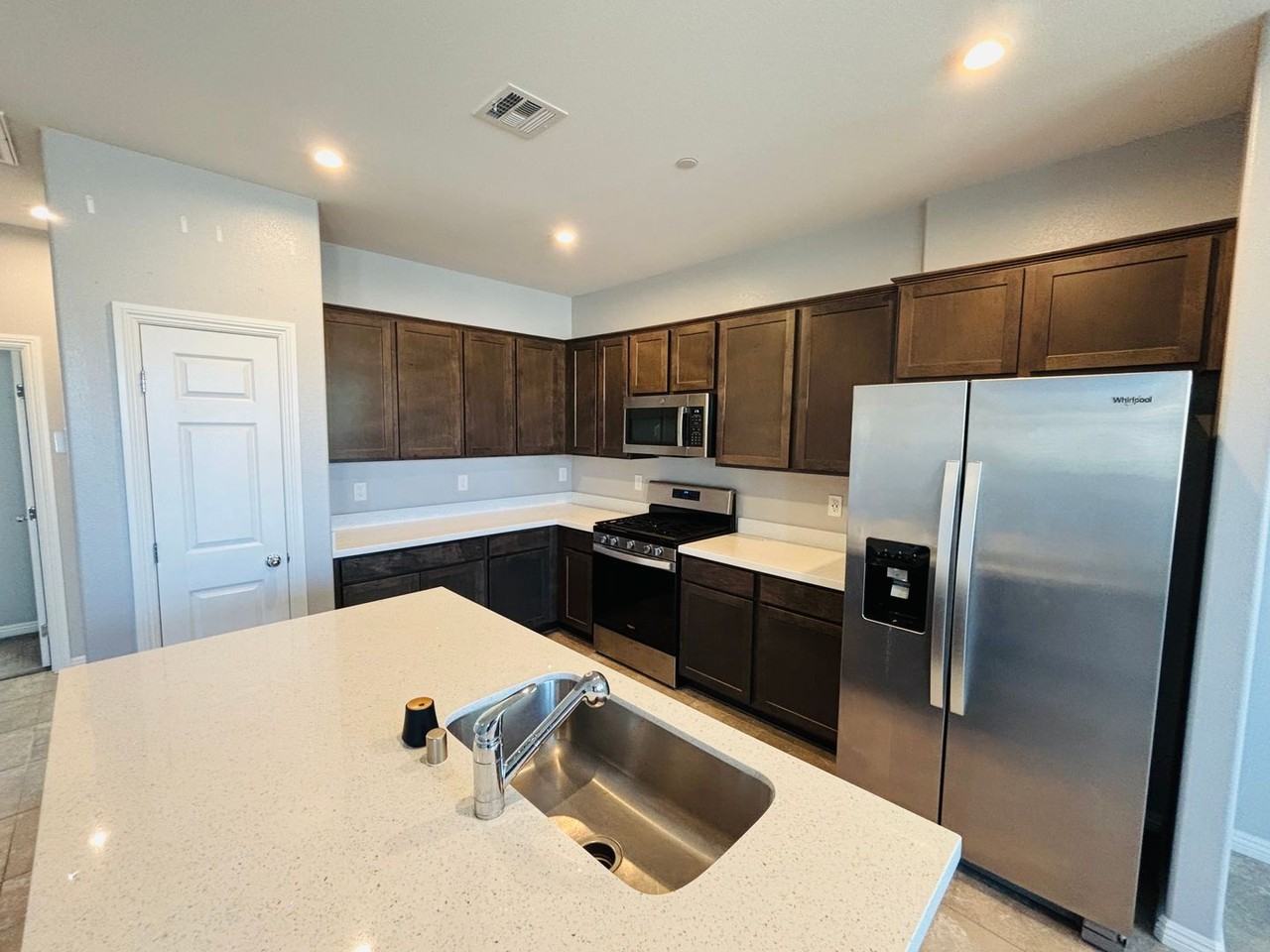 1276 Arcadia Rim Pl - Photo 2 of 20