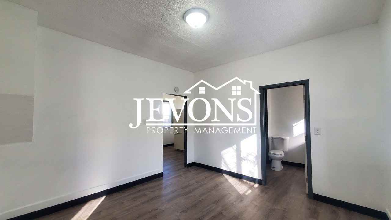 713 N 6th St - Photo 7 of 23