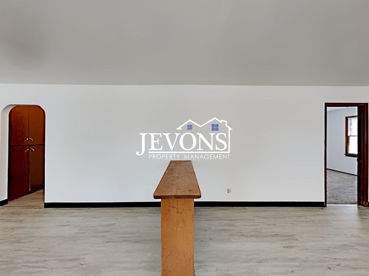 1102 S Fair Ave - Photo 7 of 50