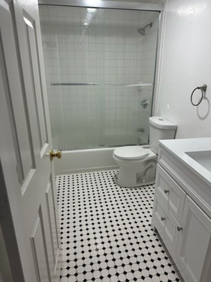 1744 Washington St - Photo 6 of 13