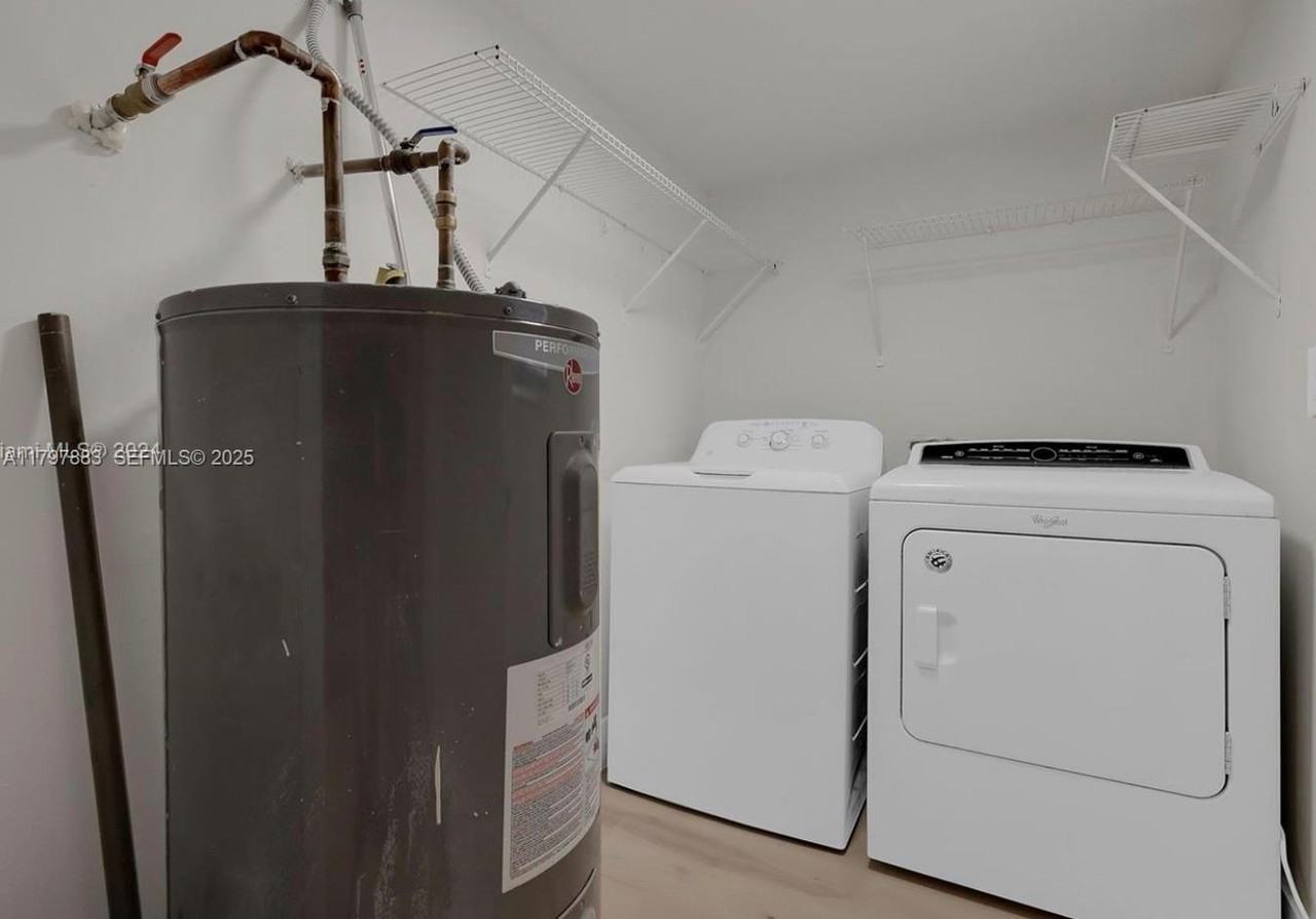 345 Northwest 44th Street #0 - Photo 2 of 12