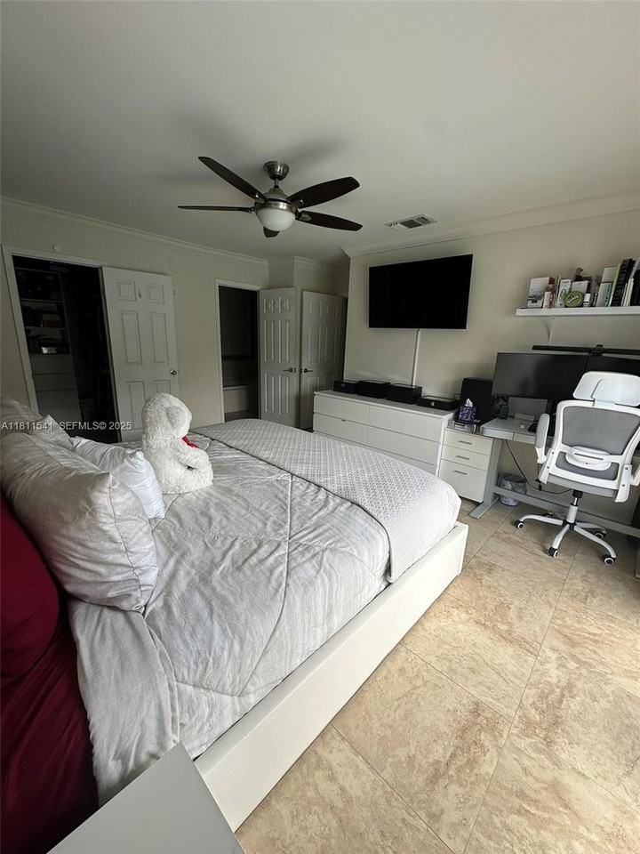 11421 Southwest 145th Avenue #1 - Photo 5 of 29