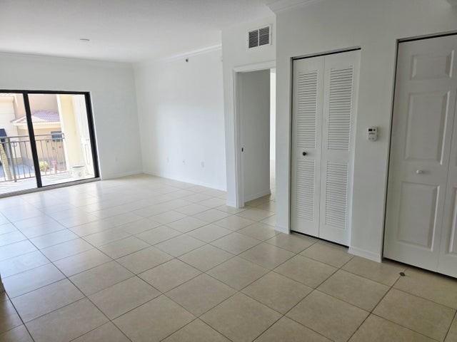 4903 Midtown Lane #3221 - Photo 5 of 9