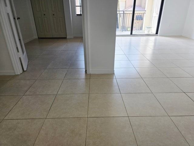 4903 Midtown Lane #3221 - Photo 7 of 9