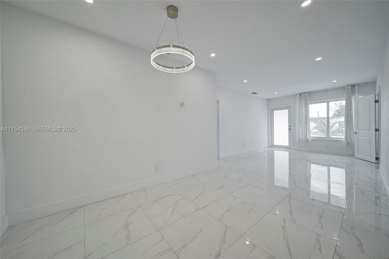 6561 Southwest 30th Street #0 - Photo 4 of 25