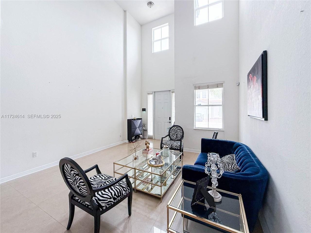 8160 Northwest 116th Avenue - Photo 3 of 49
