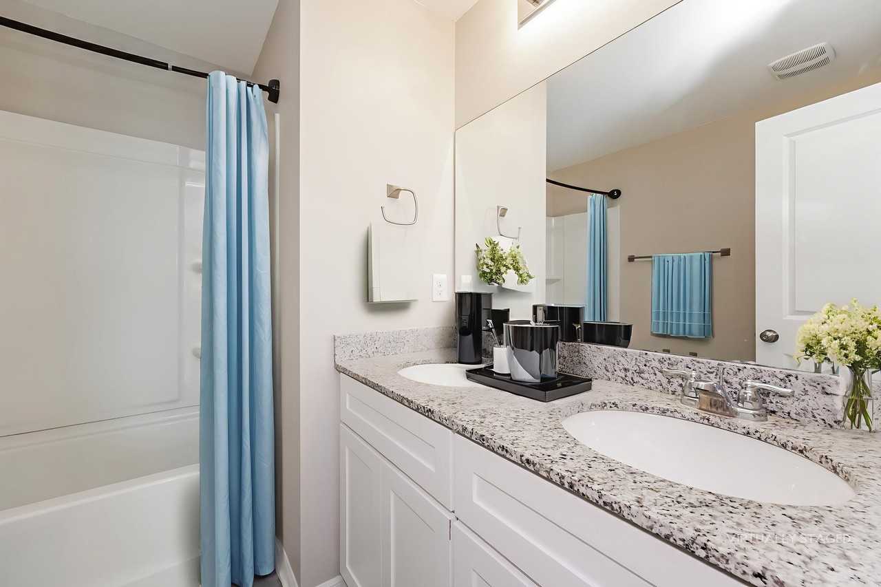 9017 9017 Aegean Cir - Photo 7 of 20