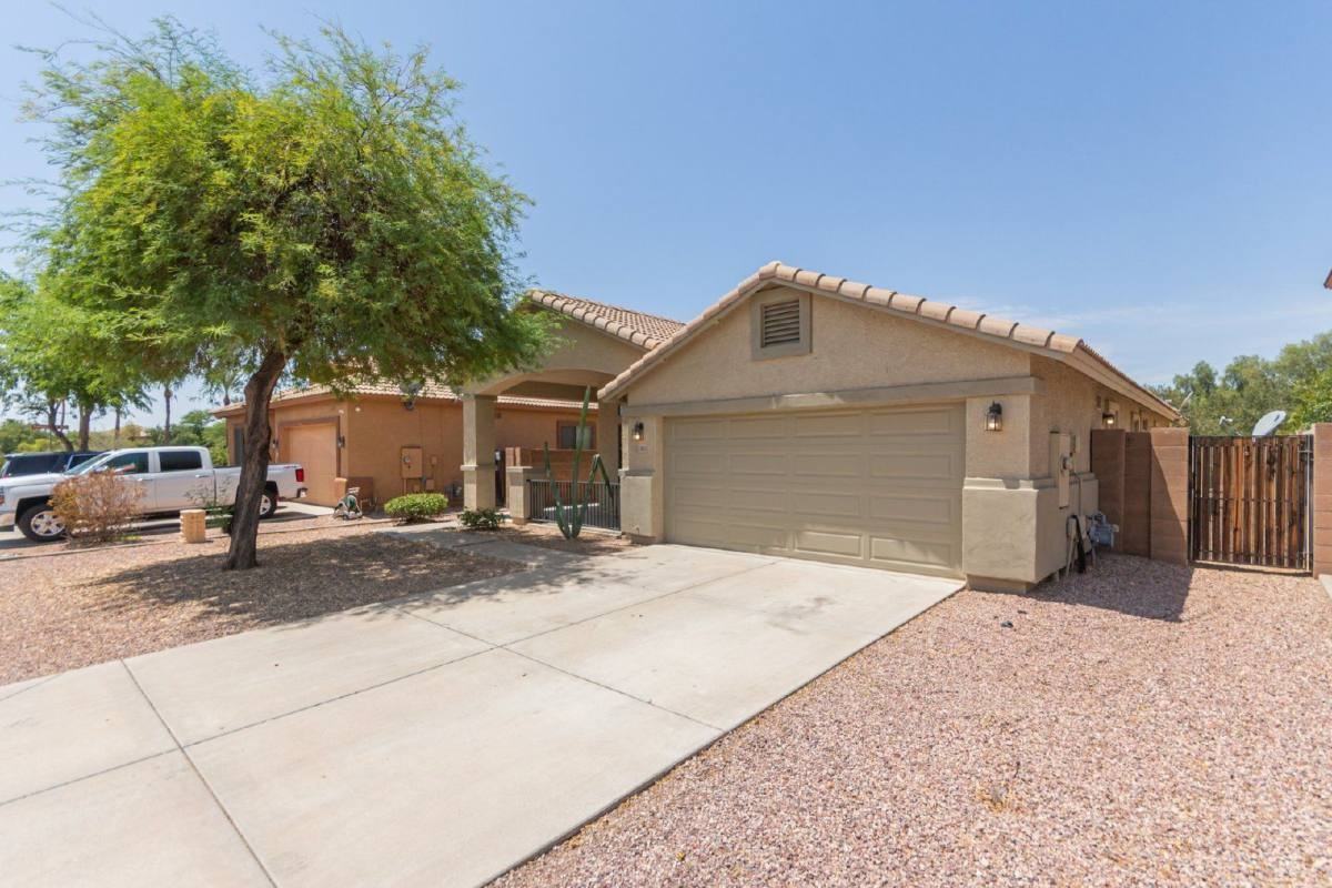11914 N 150th Ln - Photo 3 of 9