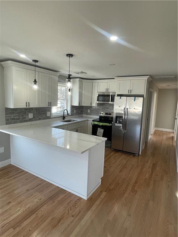 74 Westcott Ave - Photo 5 of 14