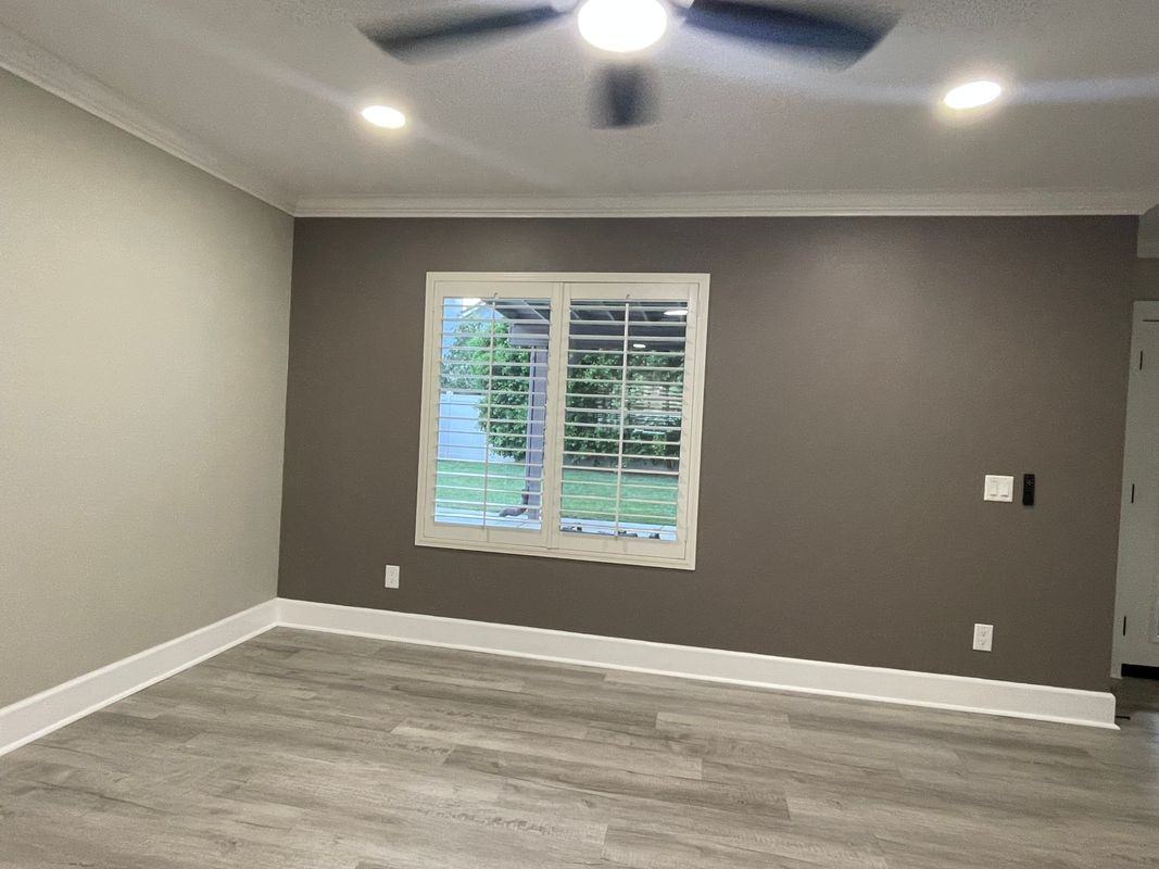 30357 Twain Dr - Photo 4 of 34